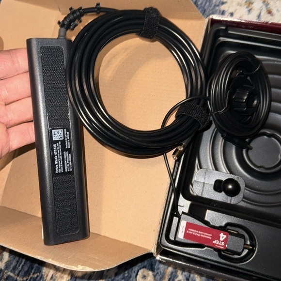 NWT weBoost Drive Sleek Vehicle Signal Booster (black) Kit CAR TRUCK VAN SUV - Picture 6 of 17